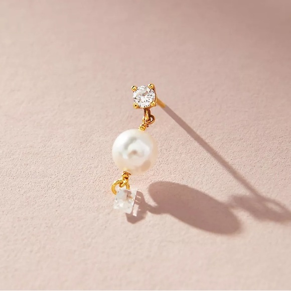 ๐ Anthropologie Embellished Pearl Drop Earrings - Picture 3 of 3